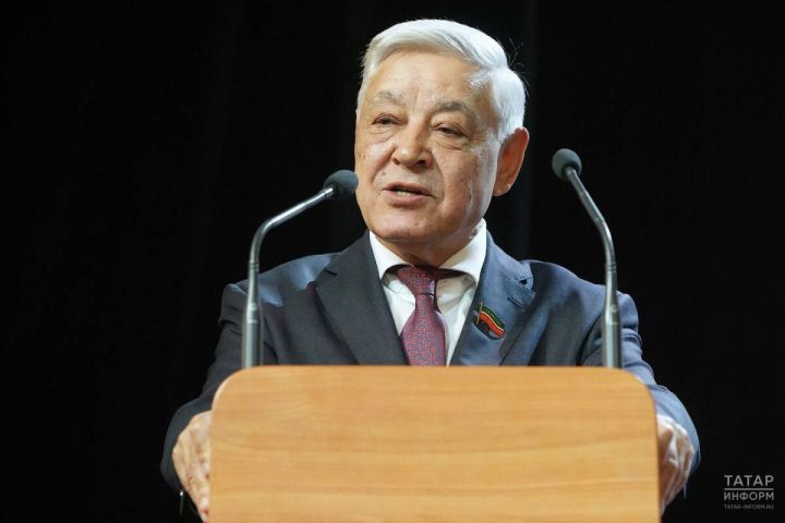 Фарид Мухаметшин поздравил с Днем печати Республики Татарстан