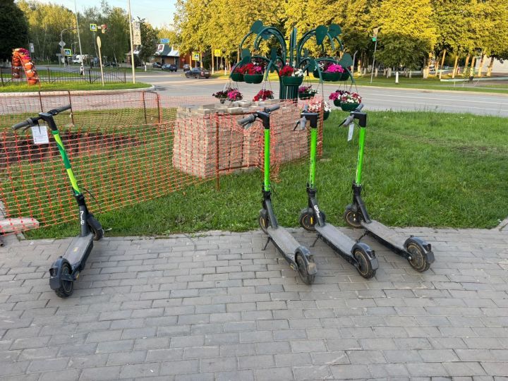 Большинство россиян поддерживают запрет электросамокатов в Елабуге и Благовещенске