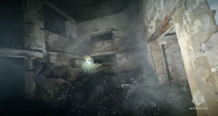Непотушенная сигарета стала причиной гибели двух людей в Татарстане