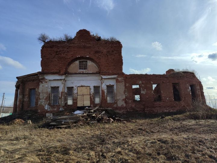 В Большой Качке идут работы по сохранению старинной церкви