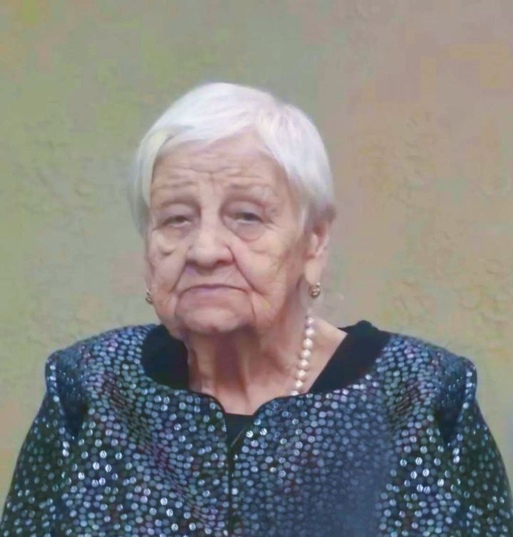 Гүзәл Ханбекова: «Әйләнә-тирәмдәге кешеләрне яратам»