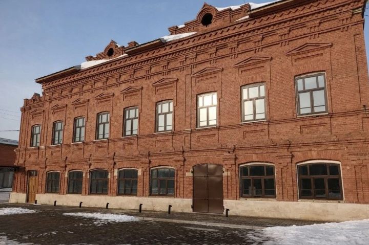 История одного дома: как Нурислам Кадыров возвращает жизнь памятнику в Елабуге