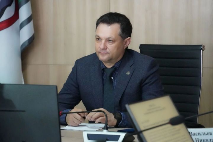 Подростки за рулем и ночные гуляния: в Елабуге подвели итоги работы КДН и наметили планы на 2026 год