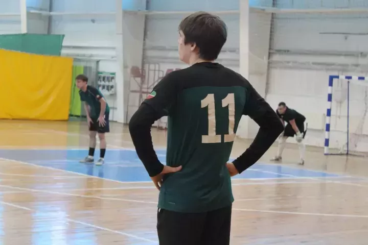 Алабугада футзал буенча Татарстан беренчелеге башланды: 18 команда җиңү өчен көрәшә