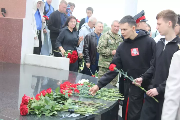 Алабугада Бөек Ватан сугышында һәлак булганнарны искә алдылар