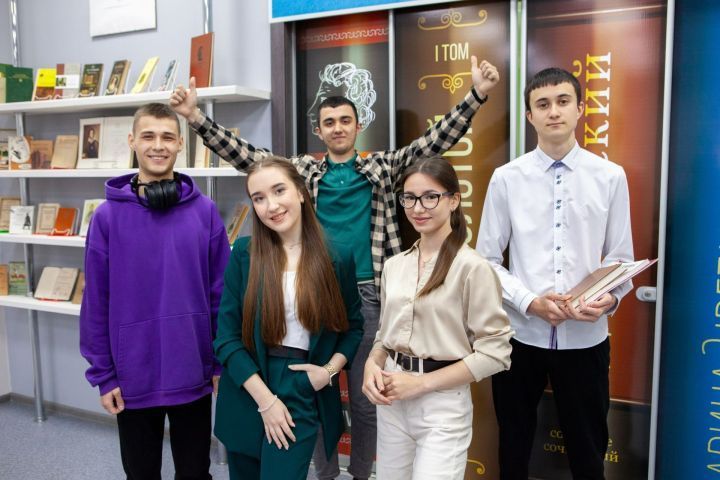 Алабугада булачак педагогларны укытуга 15 грант бирелде