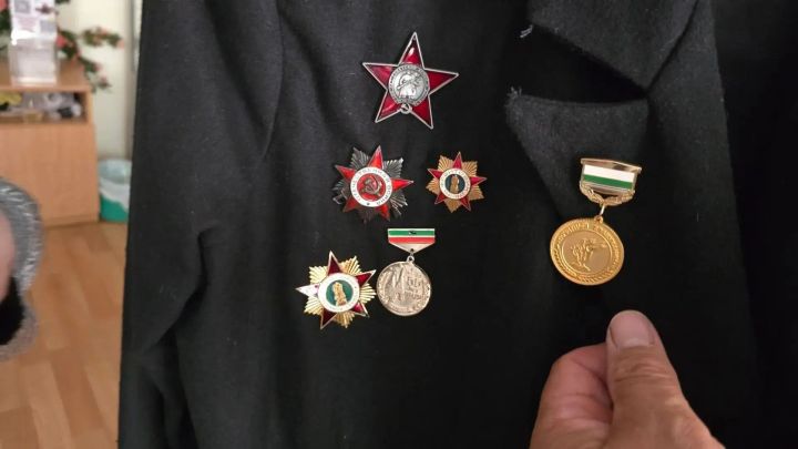 Хәрби диңгезче Кирилл Тимряковның шәхси әйберләрен Алабуга музеена тапшырдылар