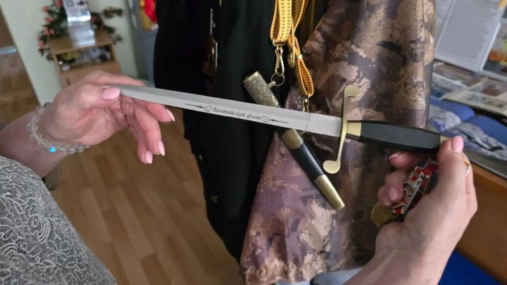 Хәрби диңгезче Кирилл Тимряковның шәхси әйберләрен Алабуга музеена тапшырдылар