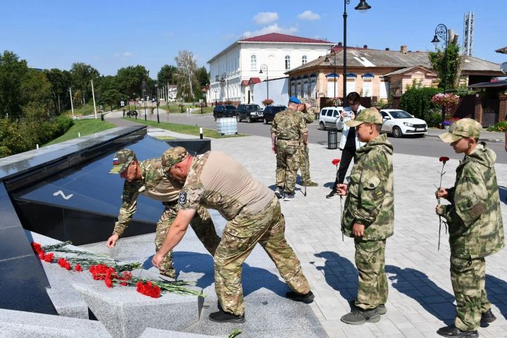 ТР МХО ветераннары ассоциациясе җитәкчелеге алабугалылар белән очрашты