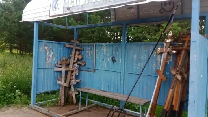 В Елабуге начали собирать и сохранять старые надмогильные кресты