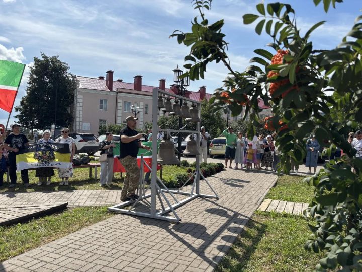 Фронтовой звонарь Вадим Мартовой дал концерты в Елабуге