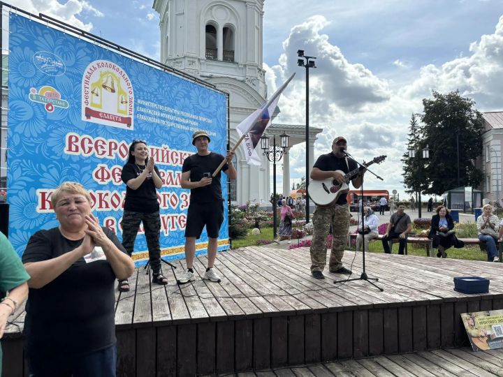 Фронтовой звонарь Вадим Мартовой дал концерты в Елабуге
